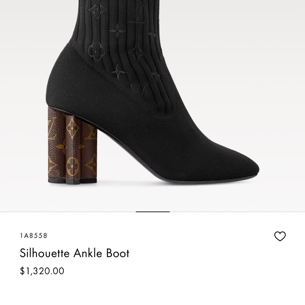 Louis Vuitton silhouette ankle boot, size 8. (Like new) with dust bag and box.